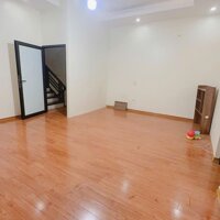 BÁN NHÀ LÔ GÓC – NGÕ ÔTÔ – PHỐ BỒ ĐỀ, LONG BIÊN – 110M2 x 5 TẦNG – MT 6M – GIÁ 28.5 TỶ