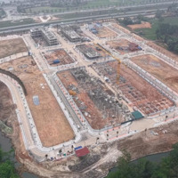 Bán Lô Đất 202,5M2, Mặt Tiền 13,5M Đường 15M Ngay Gần Công Viên. Gía 4,X Tỷ Đã Có Bìa