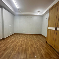 Cho Thuê Nhà 4 Tầng Khu Dịch Vụ Lê Trọng Tấn Dương Nội Hà Đông Giá Bán 14 Triệu. Liên Hệ: 0983477936