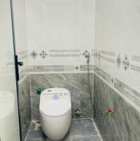 Cho thuê nhà 5 tầng có thang máy tại Tôn Đức Thắng, Khai Quang, Vĩnh Yên