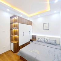 Căn Nhà Khiến Bạn Yêu Từ Cái Nhìn Đầu Tiên