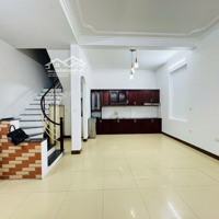 Phố Thạch Bà- Ngõ Ô Tô - Thông Số Cực Hiếm - Đối Diện Aeon-52M2-4Tầng -4 Ngủ-8,X Tỷ