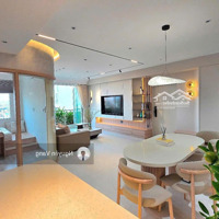 Bán Gấp Căn Hộ Trung Tâm Pmh Quận 7Diện Tích118 M2 Nhà Đẹp Ở Ngay Giá Chỉ 9,2 Tỷ Liên Hệ: 0916.427.678