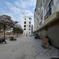 Bán Nhà Ngõ Văn Chương, Thang Máy, Bãi Xe Rộng, Nhà Mới 6 Tầng, 9 Tỷ