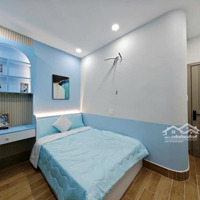 Nhà Đẹp 138M2 Gần Vincom Quận 9 Xe Hơi Đậu Trong Sổ Hồng Riêng, Dòng Tiền 27 Triệu/Tháng