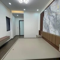 Nhà Đẹp Gần Đường Ô TÔ Tam Trinh, Hoàng Mai 27m, 5 tầng, mt 3.2m, giá 5.95 tỷ.
