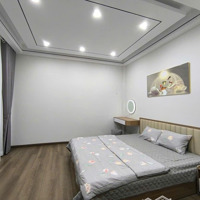 Trung Tâm Phường Ngọc Thuỵ - Full Nội Thấ - Nhà Mới - Cách Công Viên Ngọc Thuỵ - 47M2 - 3 Phòng Ngủ
