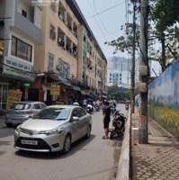Cần Bán Gấp Nhà Mp Xa La,Diện Tích42M, 2 Tầng, Kd Sầm Uất, 3 Làn Ô Tô Tránh, Chỉ 11.7 Tỷ