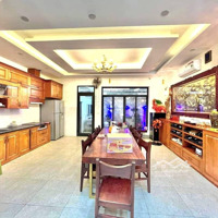 Bán Nhà Phân Lô Vip Giảng Võ, 90M2 Mt6M, Đường Rộng Xe 50 Chỗ Quay Đầu, Giá Chỉ 31 Tỷ