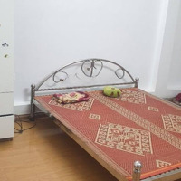 Cho Thuê Phòng Tầng 3 Rộng 44M2 Đủ Đồ Giá Bán 4, 7 Triệu Ngõ 210 Đường Láng, Gần Ga Láng, Phường Thịnh Quang