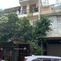 Nhà Trệt- 2 Lầu Gần Vincom Dĩ An. Diện Tích: 60M2. (4X 15M). Full Thổ Cư. Gồm 3 Pn- 3 Vệ Sinh Giá: 4.3 Tỷ Tl