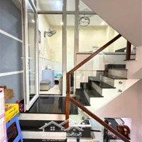 Bán Nhà Ngay Nhà Ga T3 Cộng Hòa, Lô Góc Xe Hơi Thông, Vi Trí Kd, 3 Tầng, 42M2, Tn 220 Triệu/Năm, 7.8 Tỷ
