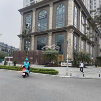 Bán Nhà Riêng Tại Đường Võ Chí Công Diện Tích: 215M2, Giá: 38 Tỷ. Tây Hồ