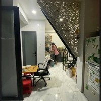 Nhỉnh Tay Hơn 3Tỷ, Nhà Ngay Trung Tâm Quận , Kinh Doanh -Cho Thuê
