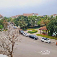 Biệt Thự Sài Đồng, Lô Góc , Thang Máy, 2 Mặt Đường Lớn, Kinh Doanh Bất Chấp. View Hồ, Công Viên T