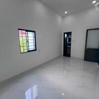 Bán nhà Diên Sơn mới xây 3 phòng ngủ có sân đỗ oto gần Đồng Khởi