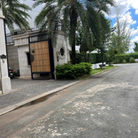 Cho Thuê Biệt Thự Khu Compound Đường Nguyễn Văn Hưởng, Phường Thảo Điền, Quận 2. Liên Hệ: 0911383889