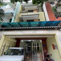 Cho thuê nhà Dt 5 * 20m 4Pn HXT Ni Sư Huỳnh Liên, Tân Bình