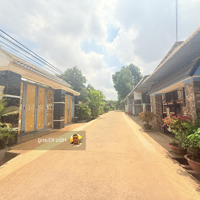 Bán Đất Xã Bình Sơndiện Tích269M2 Tc 100M2 Gần Ngay Ubnd, Ngân Hàng Agribank -Đường Bê Tông 6M- Sổ Riêng