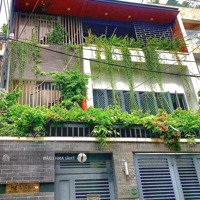 Biệt Thự Siêu Khan Hiếm, Đường Hoa Đào, P2, Phú Nhuận. 144M2 (8X18M) - Hầm 4 Tầng - Nhà Mới. 45 Tỷ