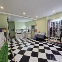 Bán Nhà 2 Tầngmặt Tiềnhẻm Kinh Doanh Ngay Chợ Thủ Đức,Diện Tích92M2 Giá Chỉ 6.2 Tỷ, Shr, Sang Tên Ngay.