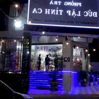 CHO THUÊ NHÀ BIỆT THỰ CAO CẤP FULL NỘI THẤT HƠN 1000m2 VỊ TRÍ KINH DOANH ĐẮC ĐỊA