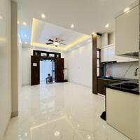 HIẾM NGÕ 28 XUÂN LA – Ra Ô Tô Thoải Mái – 5 Tầng Full Nội Thất  – 8 Tỷ!