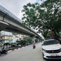 Bán Nhà Mặt Phố Hào Nam 56M2 5 Tầng - Thang Máy - Kinh Doanh