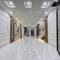 Nhà đẹp, gần Hồ Linh Đàm, 6 tầng có thang máy, 45m2, 10,5 tỷ