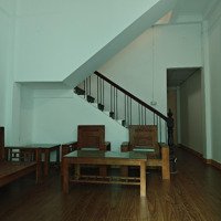 Bán Nhà 2 Tầng, 60M2, Ô Tô 7 Chỗ Đỗ Cửa Tại Trung Tâm Xã Đông Mỹ, Giá Chỉ Hơn 5 Tỷ Chút