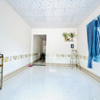 Hàng Kín Siêu Hiếm - Xe Tải Ra Vô Đường 8 Mét Sát Đường Lớn 20M