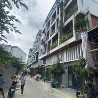 Định Cư Để Lại Giá Nhỏ, Nhà Gò Vấp 4 Lầu, Có Thang Máy 450Kg , Đường 10M Xe Hơi Ngủ Nhà, Gần Emart