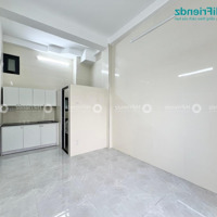 Mới Xây - Ngay Etonw Cộng Hoà - Chợ Hoàng Hoa Thám - Full Nội Thất - Siêu Thoáng