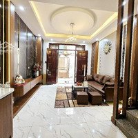 Bán Nhà Lĩnh Nam - Hoàng Mai Ngõ Rộng Gần Mặt Phố - Sổ Riêng 33M 5 Tầng Mặt Tiền 4,5M Giá Bán 5,8 Tỷ