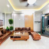 Siêu Hót! Ô Tô Đỗ Cửa, 50M*4T, Nhà Phố Vũ Tông Phan, Lô Góc, Đi Bộ 1 Phút Ra Phố
