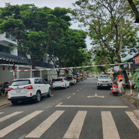 1/Lã Xuân Oai Đất Đông Tăng Long Q9Diện Tích200M ( 10X20) Giá Bán 13,4 Tỷ Shr Giá Đầu Tư Tốt Chốt 0906860029
