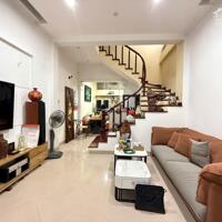 Bán nhà Trung Liệt 40m2 nhà đẹp ngõ to ở luôn vị trí đẹp 9.5 tỷ