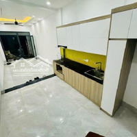Bán Nhà Phân Lô Linh Lang, 41M2X5 Tầng, Ôtô Gần, Ngõ Thông, Ba Bước Ra Phố. 11.9 Tỷ