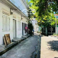 Giá Rẻ! Bán Đất Tặng Dãy Phòng Trọ Có Dòng Tiền 10 Triệu Hàng Tháng