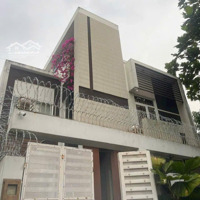 Cho Thuê Biệt Thự Đường Số -Bình Trưng Đông -Q2 Liên Hệ: 0932098738
