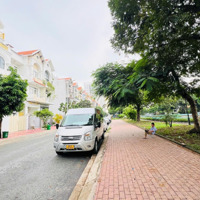 Bán Nhà Thô Kdc Him Lam Quận 7 Dt: 10X20M Giá Bán: 45 Tỷ Vị Trí Đẹp Liên Hệ: 0911775888