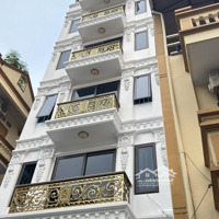 Nhà Đẹp Nguyễn Văn Cừ , Diện Tích: 70M2 X 6 Tầng, Thang Máy Full Nội Thất, Cạnh Chợ , Bay Nhanh