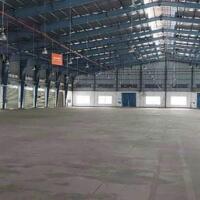 Cho thuê 18.000m2 đất có săn kho nhà xưởng khu công nghiệp Chu Lai, Quảng Nam.