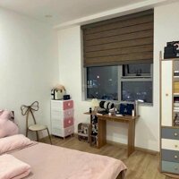Bán căn hộ chung cư quận Tây Hồ - nhà đẹp – 3PN – giá chi 6,8 tỷ - sổ đỏ sẵn sàng.