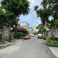 Bán Biệt Thự Khu Nam Quang Phú Mỹ Hưngdiện Tích15X18M ,Có Hầm + Thang Máy Giá Bán 85 Tỷ