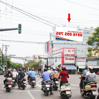 Cho Thuê Nhà 2 Lầu Kinh Doanh Sầm Uất Gần Ngã Tư Lê Duẩn