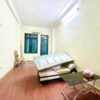 Bán Gấp Nhà Riêng Hoàng Hoa Thám, 5 Tầng, Chỉ Hơn 5 Tỷ, Dân Xây, Gần Hồ Tây Lộng Gió