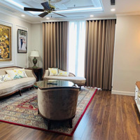Bán Căn Hộ Cao Cấp Royal City- 4 Phòng Ngủ Giá 13,X Tỷ View Thành Phố