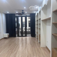 Bán Nhà Tại Kđt Mậu Lương, Kiến Hưng, Hà Đông, 12 Tỷ Vnd, 50M2, Vỉa Hè Rộng, Kd Sầm Uất Ngày Đêm