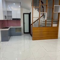 Nhà mới ở ngay tại Xuân Đỉnh,  Bắc Từ Liêm. Hơn 6 tỷ, diện tích 32m2, ô tô tránh dừng đỗ 20m